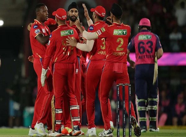 Sports News | IPL 2023: Dropped Catches Cost Us the Game, Says PBKS Skipper Shikhar After Loss to RR
