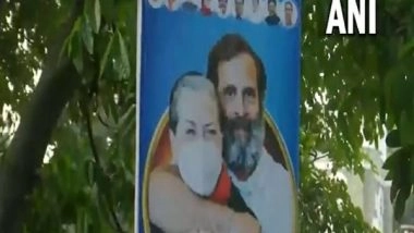 India News | Posters Featuring Gandhi Family, Siddaramaiah, Shivakumar Put Up in Bengaluru Ahead of K'taka Swearing-in Ceremony