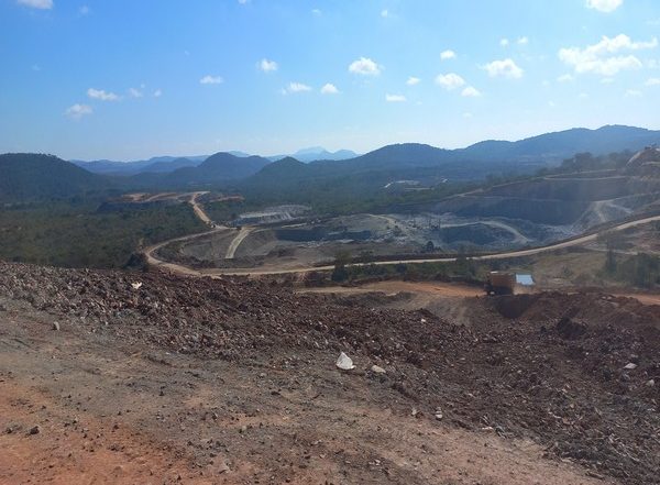 World News | Zimbabwe Shuts Down Chinese-owned Bikita Minerals Weeks After Claims of Lithium Looting