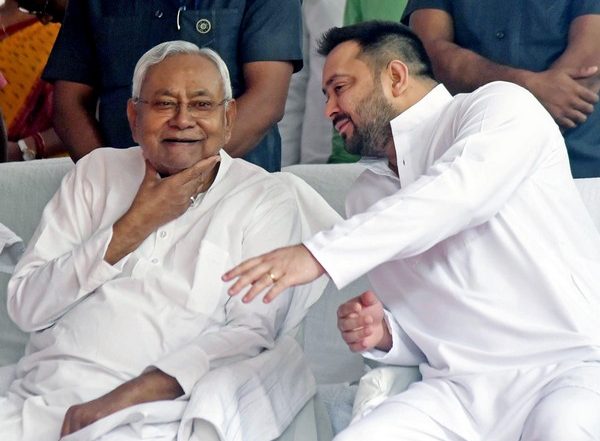 Bihar CM Nitish Kumar, Deputy CM Tejashwi Yadav To Meet Congress President Mallikarjun Kharge in Delhi Amid Talks on Opposition Unity