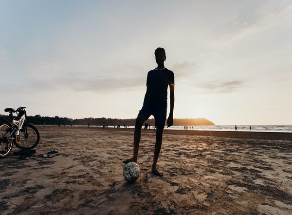 World News | Abu Dhabi City Municipality Organises Beach Football Tournament in Abu Dhabi Corniche Beach