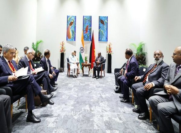 World News | PM Modi, His Papua New Guinea Counterpart James Marape Hold Bilateral Meeting