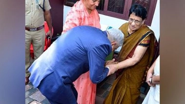 India News | Kerala: Vice President Jagdeep Dhankhar Meets His School Teacher in Kannur