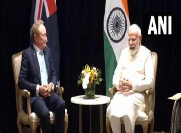 Narendra Modi Australia Visit: Indian Prime Minister Kickstarts Three-Day Tour, Meets Australian CEOs (Watch Video)