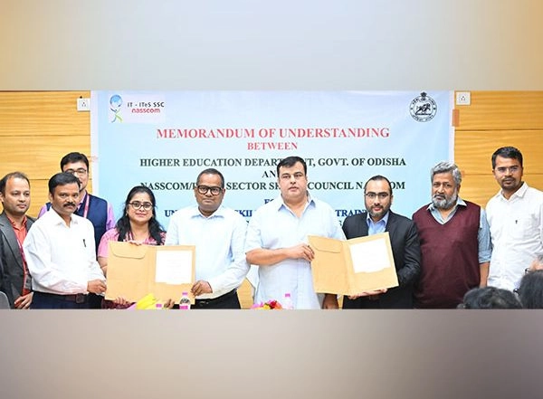 India News | Odisha Govt Signs MoU with Infosys, Nasscom for Developing Employability of Students in HEIs