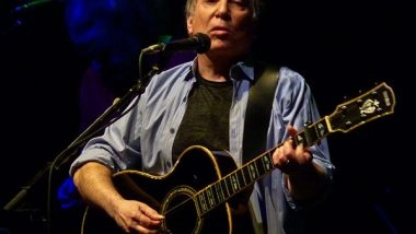 Entertainment News | Paul Simon Says Hearing Loss May Stop Him from Touring Ever Again