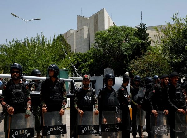 World News | Rights Bodies Urge Pakistan Govt to End Clampdown on Opposition