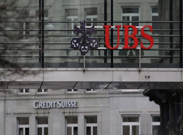World News | UBS China Suspends Funds Management Project After Credit Suisse Deal