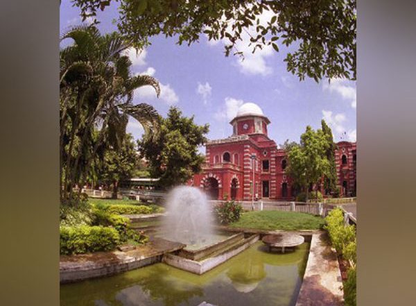 Tamil Nadu: Anna University Temporarily Suspends Admissions to Several Tamil, English Medium Engineering Courses