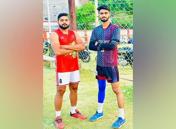 Sports News | Varanasi Volleyball Player Shreyansh Singh Aims to Fulfill Dreams of His Farmer Father