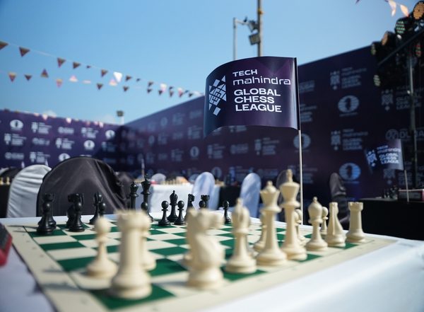 Global Chess League Organises First Chess Flash Mob in Mumbai