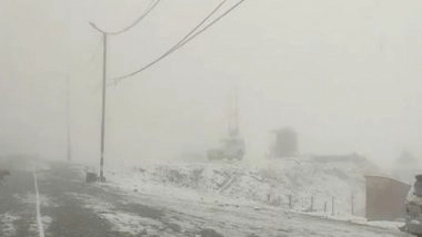 India News | Leh: Hundreds of Passengers Stranded Due to Snow, Rescued from Changla Axis