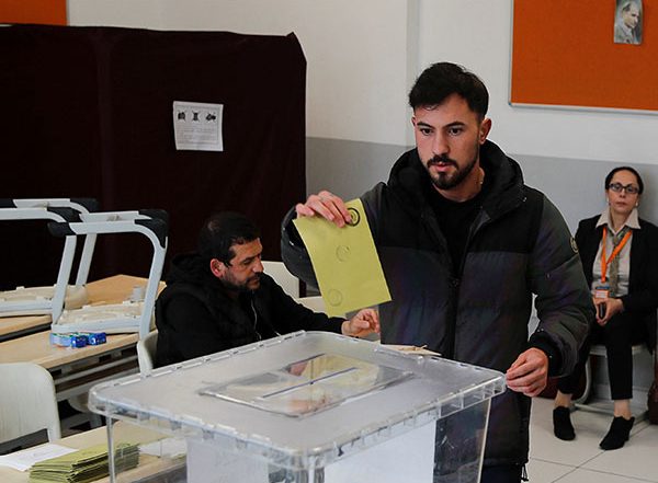 World News | Voting Begins Across Turkey in First-ever Presidential Runoff