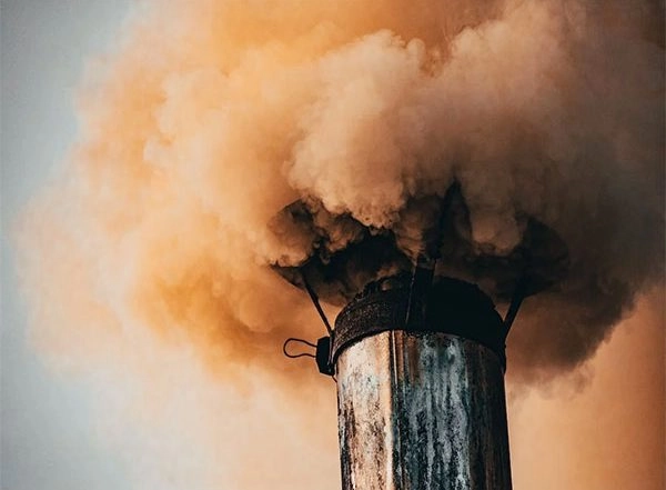 Science News | Air Pollution Linked to Early Death in Heart Failure Patients: Study