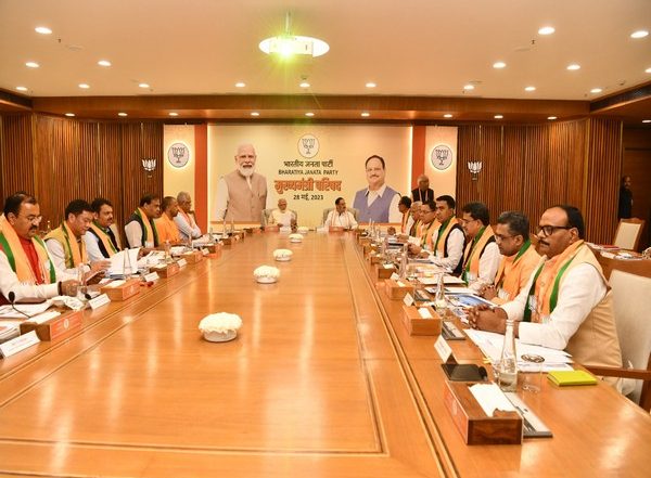 India News | Had Constructive Meeting with CMs, Dy CMs of BJP-ruled States, Discussed Ways for Accelerating Development, Says PM Modi