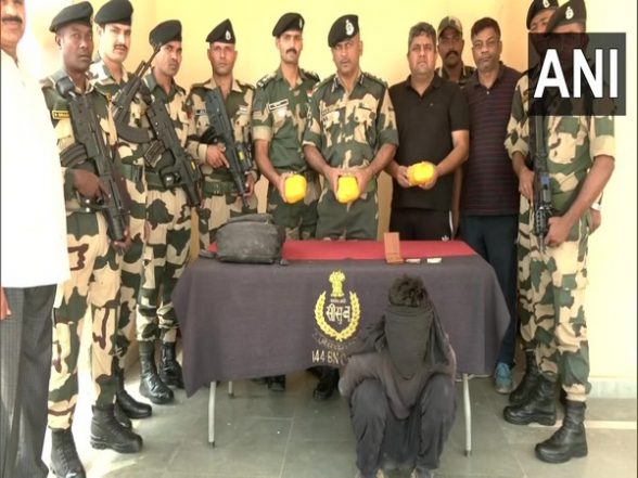India News | Punjab: BSF Shoots Down Pak Drone Carrying Narcotics in Amritsar; Arrests Smuggler - Vimarsana News