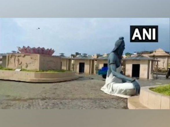Mahakal Lok Temple in Ujjain Hit by Strong Winds, Six 'Saptrishi' Idols Damaged After Collapsing (See Pics) - Vimarsana News