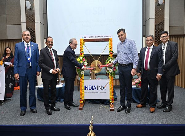 Business News | State Bank of India Raises USD 750 Million Via Bonds on India INX