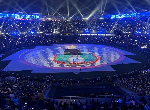 Sports News | WATCH: Fans at Narendra Modi Stadium Treated to a Mesmerising IPL 2023 Recap During GT-CSK Final Match