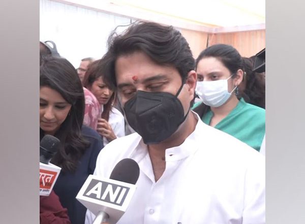 India News | Massive Investment of Rs 1 Lakh Crores Planned for Airports: Jyotiraditya Scindia