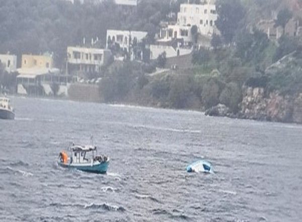 World News | Tourist Boat Capsizes in Italy's Lake Maggiore, Kills Four