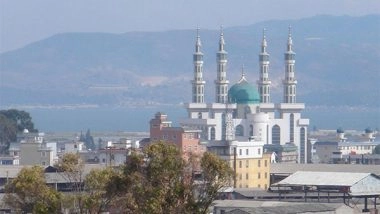 World News | Chinese Police Clash with Protesters over Demolition of Mosque