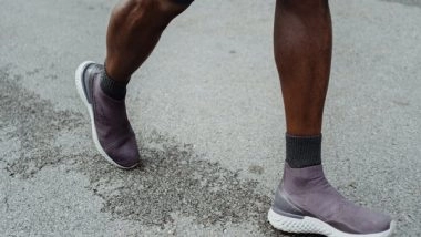 Science News | Study Finds Humans Evolved Spring-like Arches to Help Walk on Two Feet