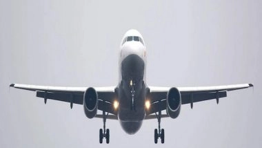 India News | Bad Weather in Delhi Leads to Diversion of 10 Flights, Disrupts Air Travel