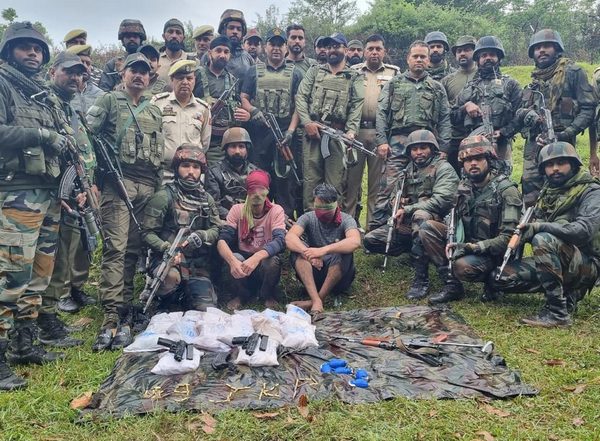 India News | J-K: Infiltration Bid Foiled on LoC in Poonch, 3 Terrorists Arrested