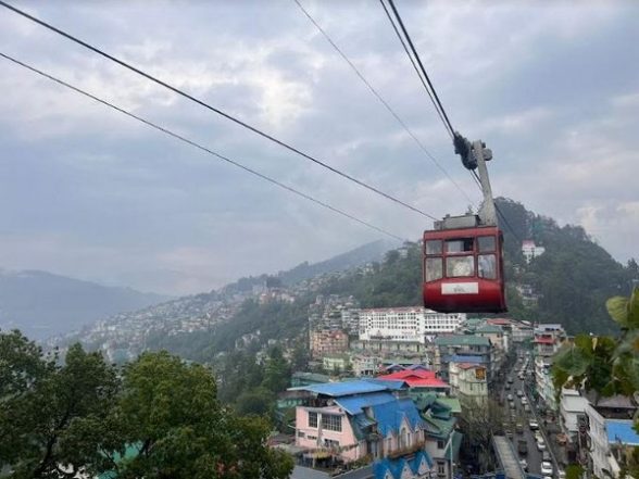 Business News | Gangtok: The Coolest Destination for Your Summer Vacation - Vimarsana News