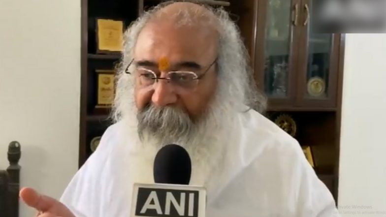 Priyanka Gandhi As PM Candidate in 2024 Lok Sabha Elections? 'There Is No Leader More Popular, Acceptable and Credible Than Her', Says Acharya Pramod (Watch Video)