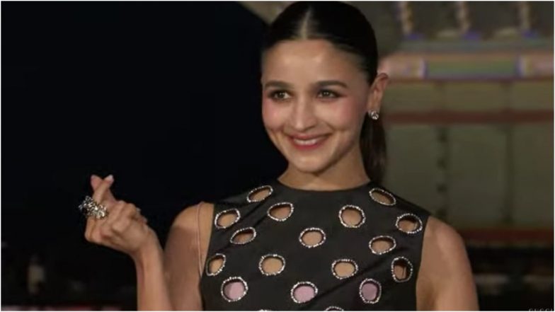 Video Of Alia Bhatt Flaunting The Finger Heart Sign At Gucci Cruise ...