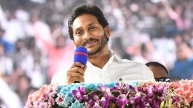 Andhra Pradesh CM YS Jagan Mohan Reddy Releases Rs 703 Crore Under 'Jagananna Vidya Deevena' Scheme to Mothers of Nearly 10 Lakh Students