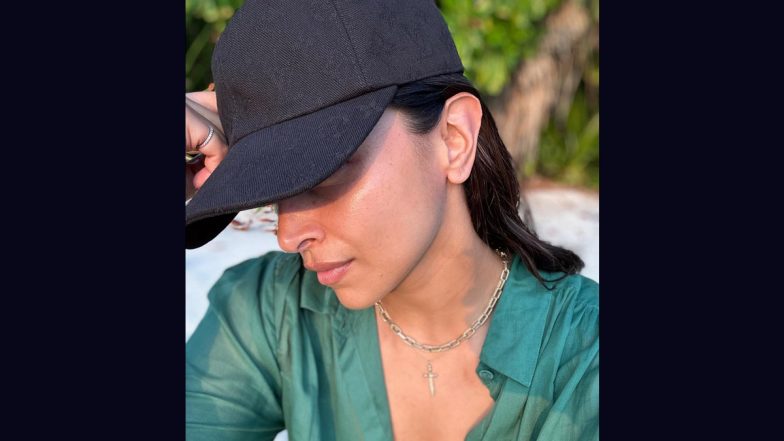 Deepika Padukone Shows Off Her Makeup Free Look in This Sunkissed Selfie and She Looks Gorgeous!