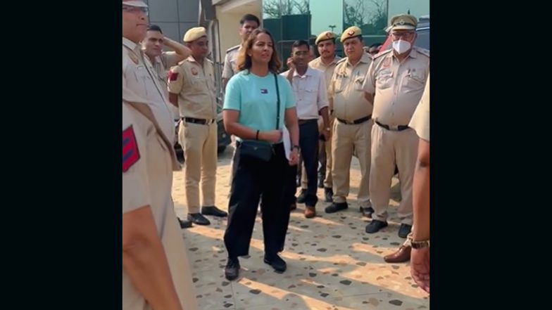 Wrestler Geeta Phogat and Her Husband Pawan Saroha Detained At Delhi's Singhu Border