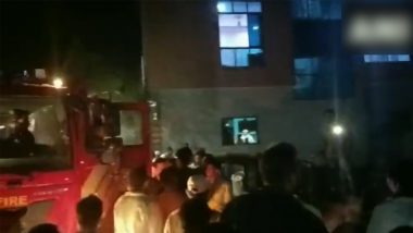 Gujarat Building Collapse: Three-Storey Building Collapses in Ahmedabad's Vejalpur Area, No Casualty Reported (Watch Video)