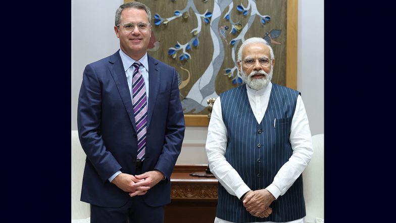 PM Modi Meets Walmart CEO: Prime Minister Narendra Modi Meets Walmart CEO Doug McMillon, Says ‘Had Insightful Discussions on Different Subjects’