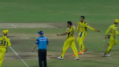 Mitchell Marsh Run Out Video: Watch Australian's Dismissal After Being Involved in Mix-Up With Manish Pandey During CSK vs DC IPL 2023 Match