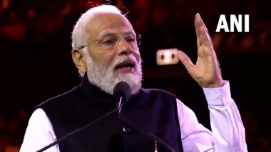 Narendra Modi in Australia: Indian Prime Minister Welcomed With Vedic Chants, Other Traditional Ways As He Arrives To Address Indian Diaspora in Sydney Olympic Park (Watch Video)