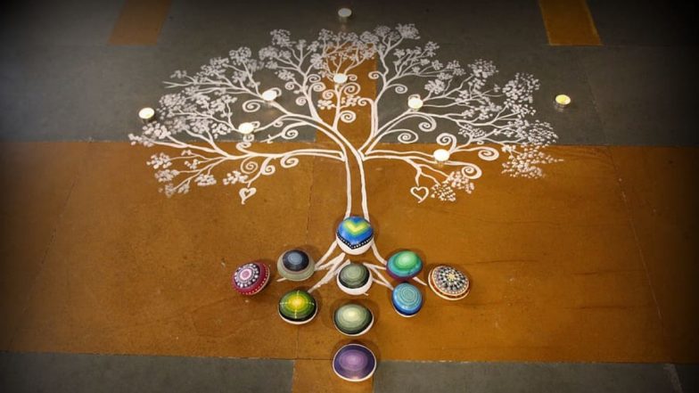 Buddha Purnima 2023 Rangoli Designs: Beautiful Rangoli Ideas and Patterns To Brighten Up Your House on Buddha Jayanti (Watch Videos) | ???????? LatestLY