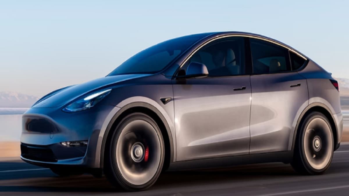 Auto News | World's Best Selling Car Is Tesla Model Y | 🚘 LatestLY