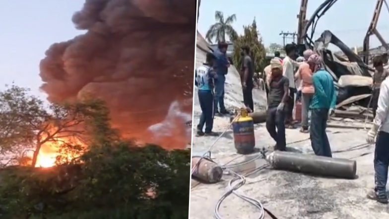 Uttar Pradesh Fire: Four People Die After Massive Blaze Erupts at Ashoka Foam Factory in Bareilly, Relatives of Deceased Block NH24 (Watch Video)