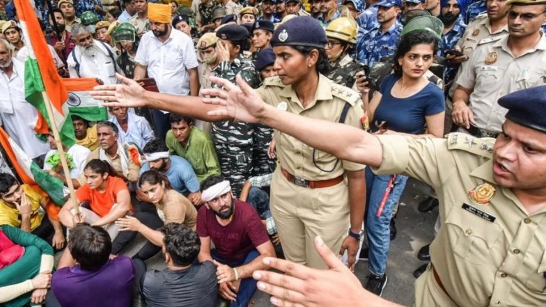 Bajrang Punia, Sakshi Malik, Vinesh Phogat and Other Protesting Wrestlers Announce to 'Throw' Their Medals in Ganga River in Haridwar Today