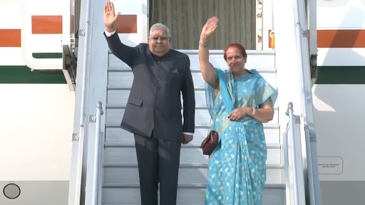 King Charles lll Coronation: Vice President of India Jagdeep Dhankhar and His Wife Depart for London to Attend British Monarch's Crowning Ceremony at Westminster Abbey (Watch Video)