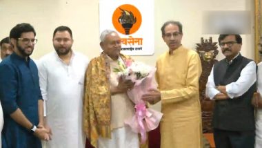 Bihar CM Nitish Kumar, Tejashwi Yadav Meet Uddhav Thackeray at Matoshree in Mumbai (Watch Video)