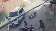 Uttar Pradesh Shocker: Men Brandish Rifles and Pistol at Each Other in Middle of the Road in Shahjahanpur (Watch Video)
