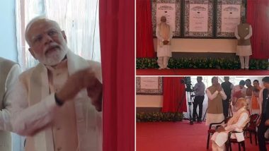 PM Narendra Modi Unveils Plaque; Dedicates New Parliament Building to Nation (Watch Video)