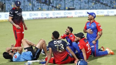 ‘Toh Chalein Rama Ke Chole Bhature Khane’ Delhi Capitals Share Photo of Virat Kohli’s Post-match Fun With Ishant Sharma and Other Players