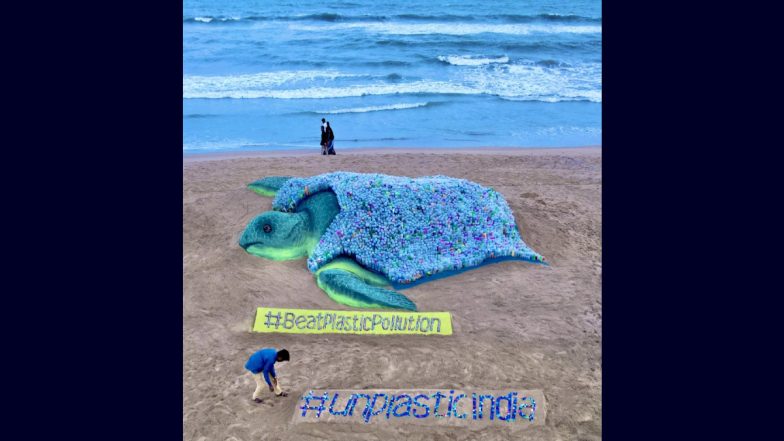 World Environment Day 2023 Sand Art: Sudarsan Pattnaik Makes Turtle Sculpture Using 2320 Plastic Bottles on Odisha’s Puri Beach (View Pic & Video) | ???? LatestLY