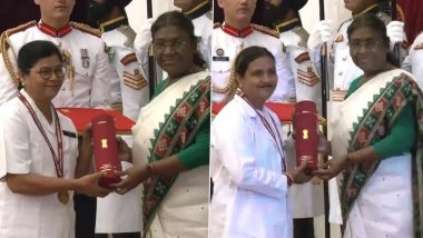 National Florence Nightingale Awards 2022-2023: President Droupadi Murmu Presents Honours to Nurses at Rashtrapati Bhavan in Delhi (Watch Video)